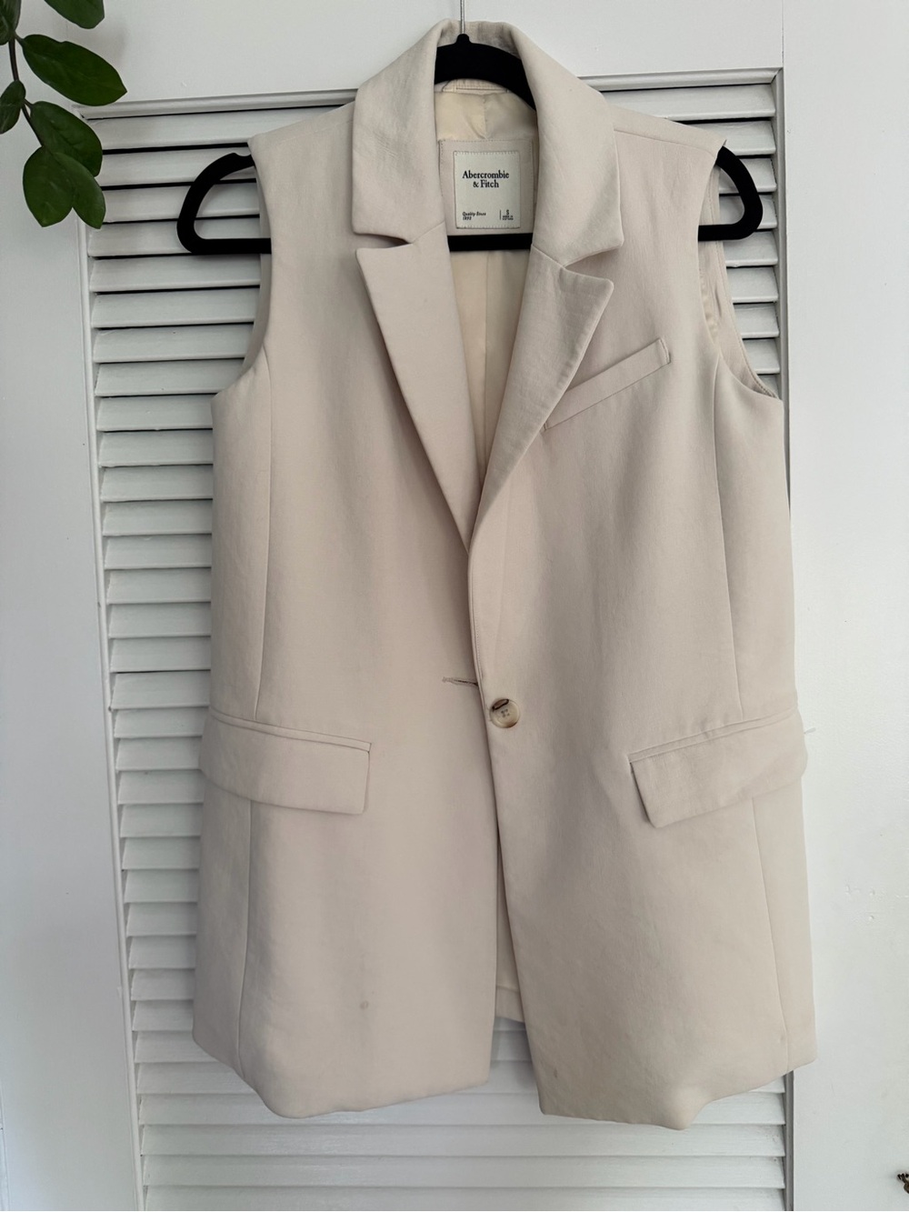 Abercrombie ivory suit set - size S/6